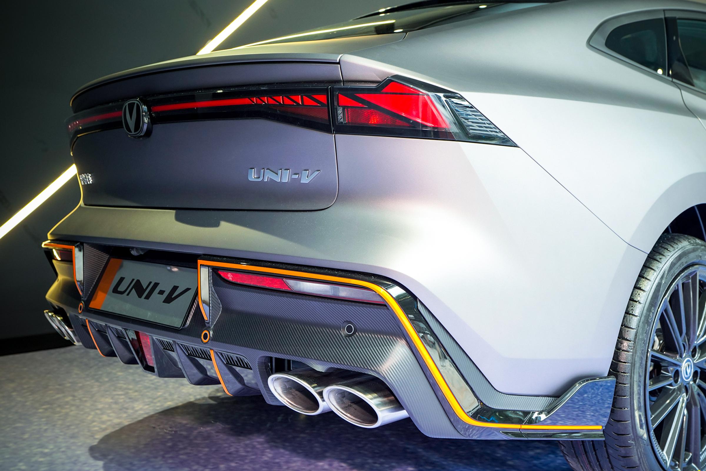 10w左右的摩托车跑车和街车,10w左右二手跑车推荐什么车