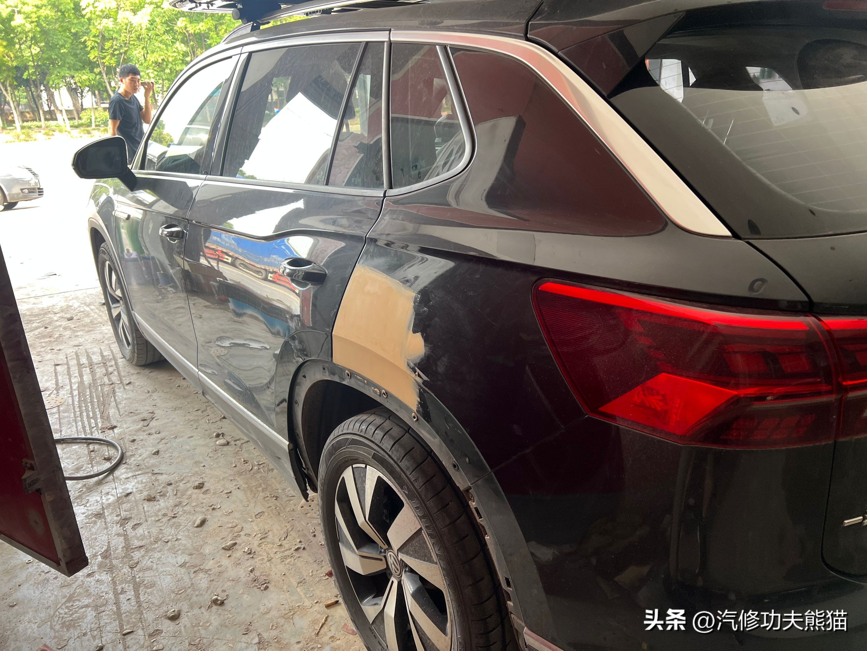 探岳后门刮蹭一点补漆多少钱,一汽大众探岳小划痕怎么处理