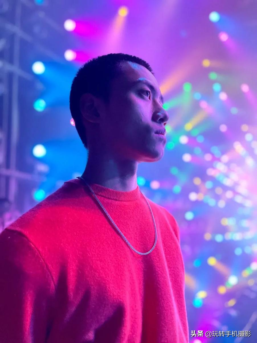 手机单反镜头有用吗,手机镜头跟单反有何区别