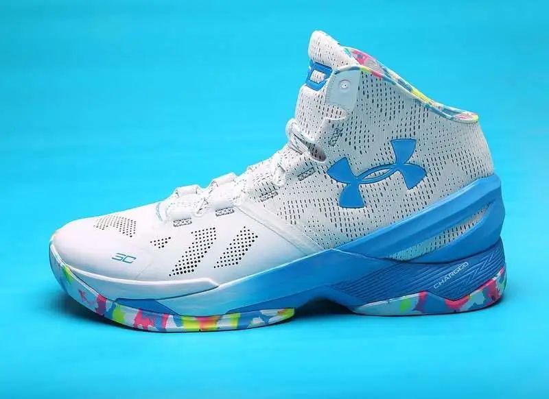 库里没有flow的鞋,库里系列带flow最耐磨的球鞋