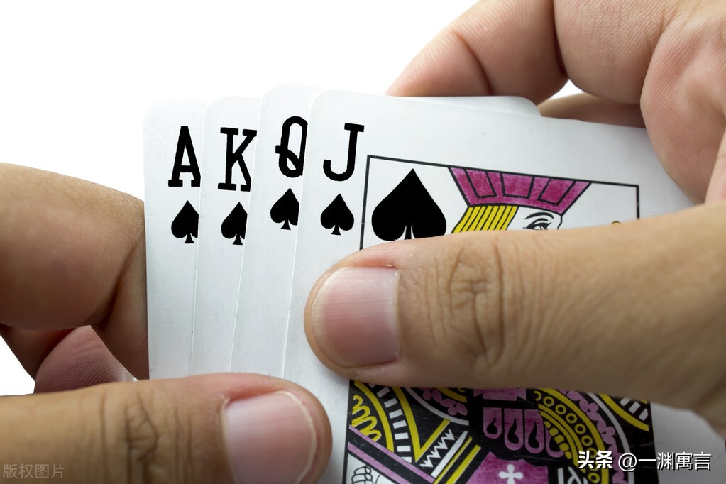 一个地主家的傻儿子“周公子”火了,原来穷得只剩下了钱也是真的