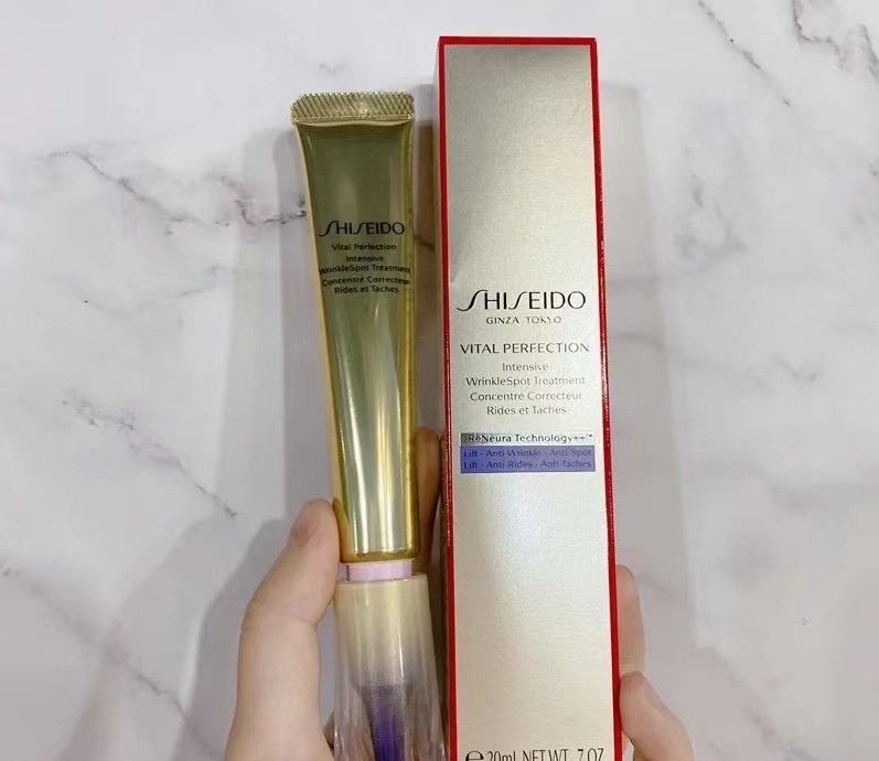 眼周可以用提亮液么,眼周可以抹抗皱精华液吗