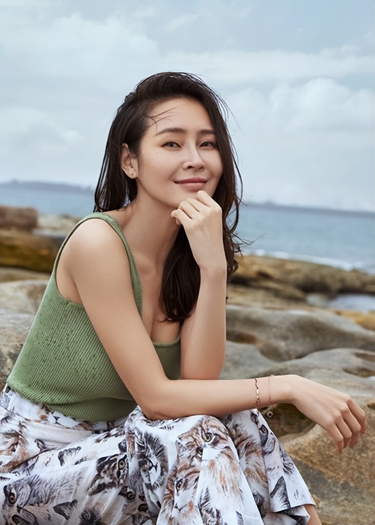 女演员于明加简介,演员于明加人生轨迹