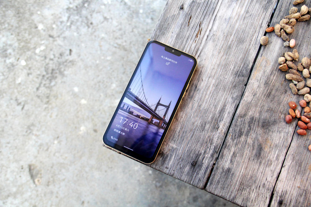 乐视y2pro谁生产,乐视y2pro该不该买