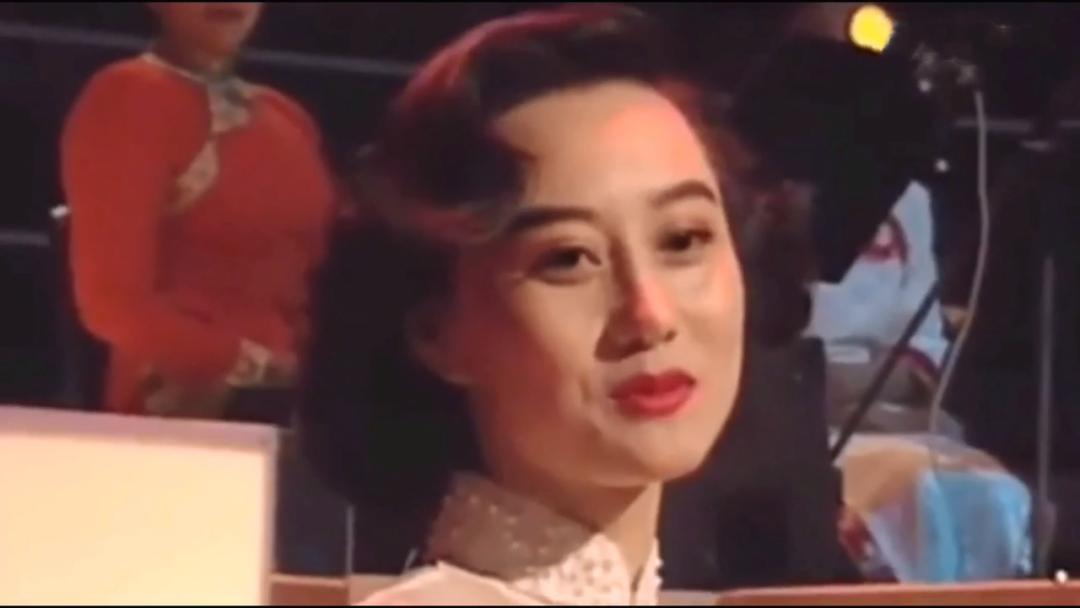 1994年关之琳与巩俐,利智关之琳林青霞梅艳芳走红毯