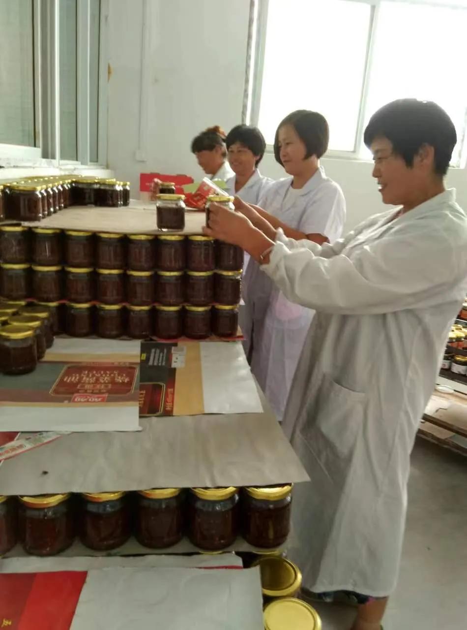 传承技艺的女强人——聂中娥返乡创业美名扬