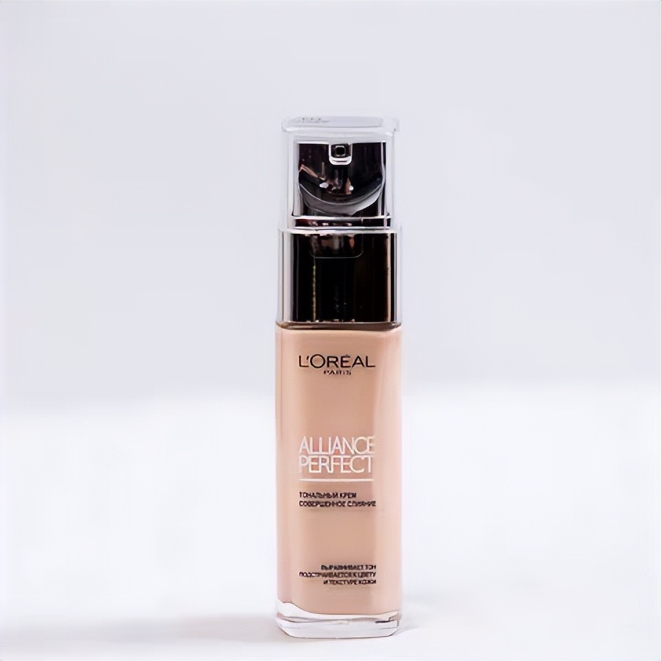 粉底液控油保湿提亮肤色bb霜,什么bb霜粉底液遮瑕持久效果好