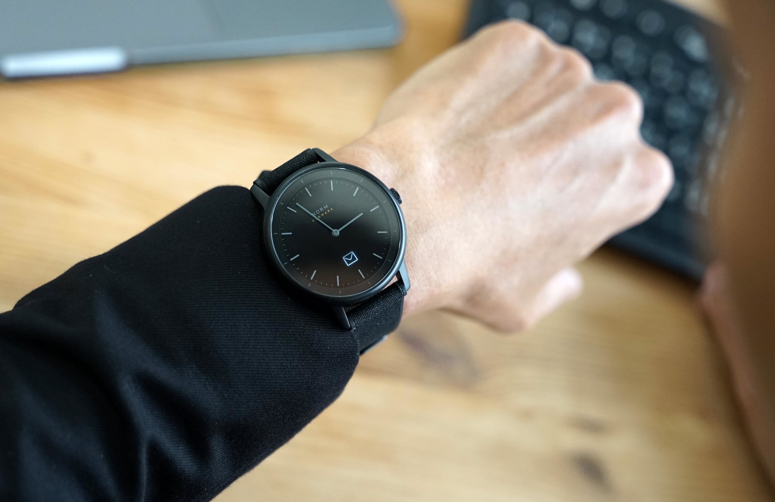 g-shock鎵嬭〃b400,g-shock鎵嬭〃gbd200