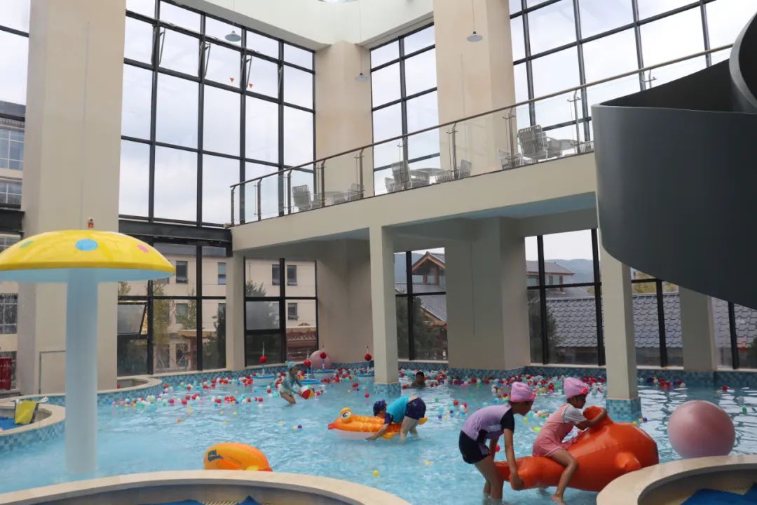 泾川橙香瑶池温泉开业活动,泾川橙香瑶池温泉康养小镇