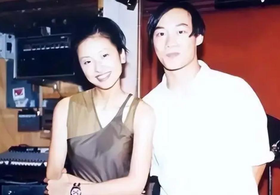 徐濠萦陈奕迅现在怎样了,陈奕迅徐濠萦到底怎样