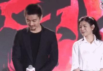 陈晓和谁谈过恋爱,一走红就抛弃发妻的男明星