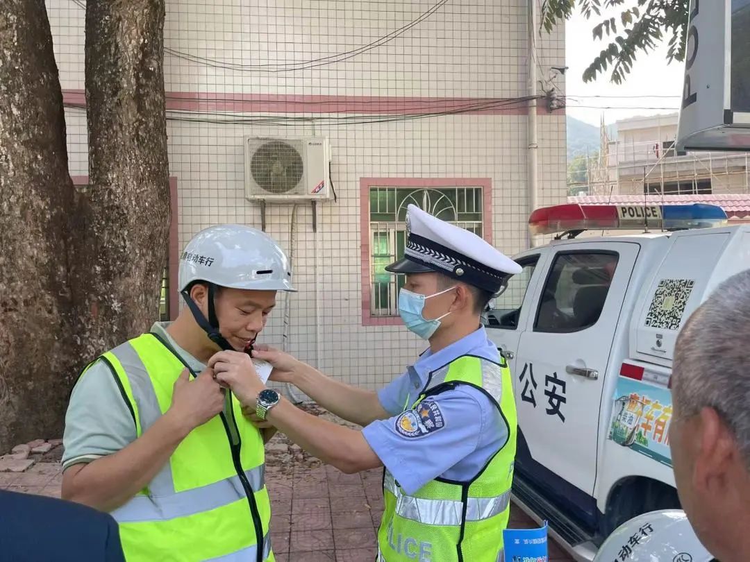 江源交警春季交通安全宣传进农村,农村道路交通安全宣传广播