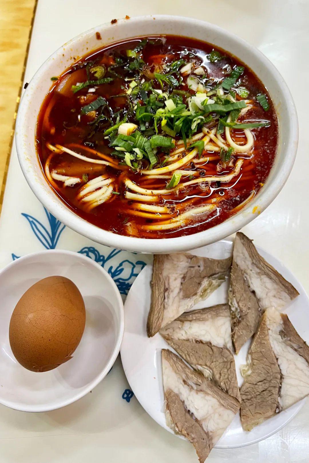 兰州牛肉面凭什么是天下第一面,兰州天下第一面在哪里