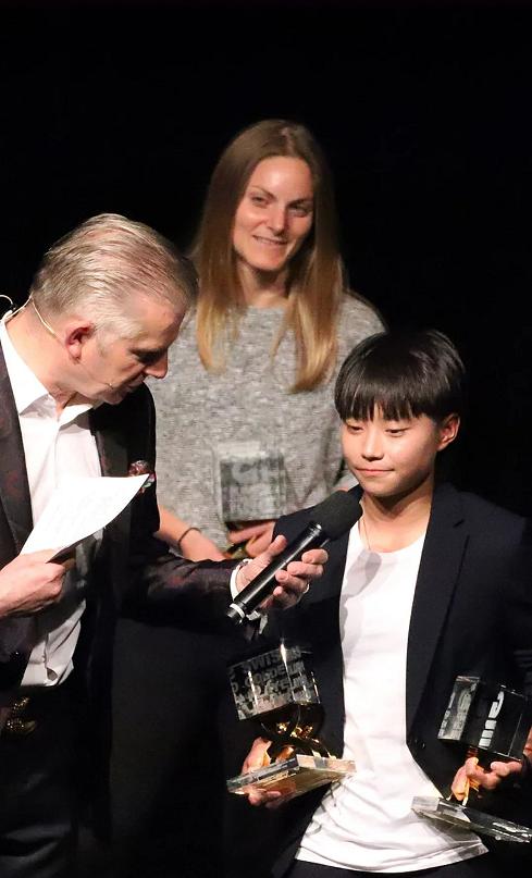 伟大2-0！沈梦雨被载入史册，海外斩获第3冠，中国球迷：天下无敌