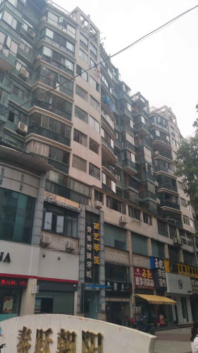 说了你也许不相信，湖北空压机厂竟然是从铁匠铺发展起来的