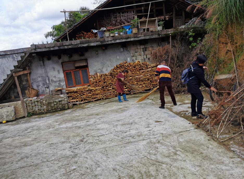 三种食物放入冰箱会造成癌症,一家三口相继去世后续