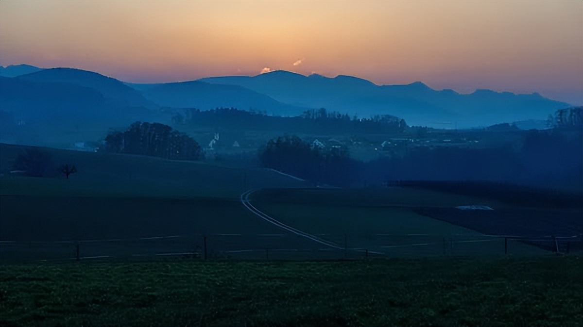 好文分享静下心来聆听最美纯音乐,推荐适合美文的音乐