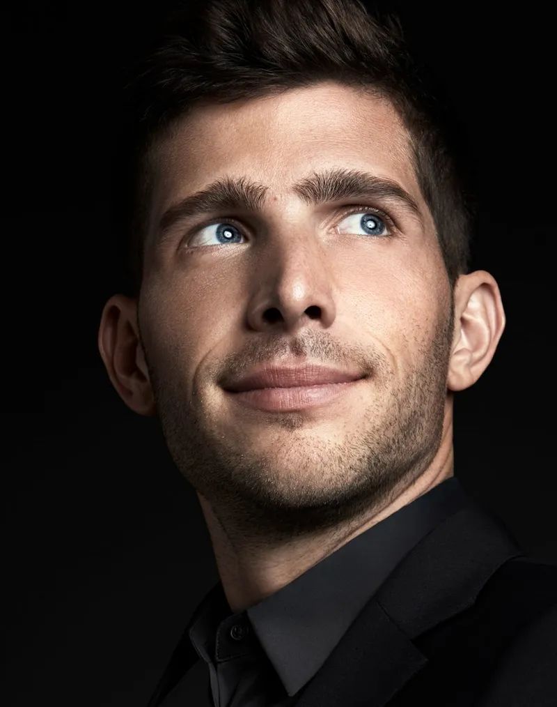 西班牙中场塞尔吉,西班牙国家队罗贝托