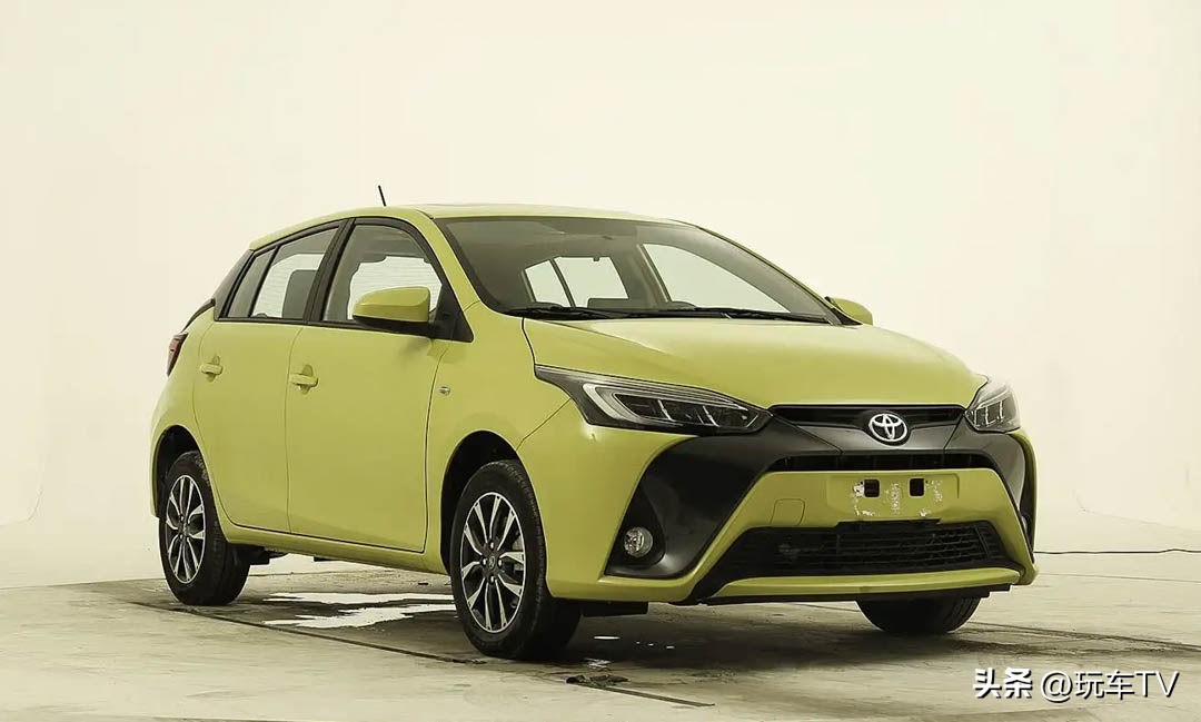 飞度发动机内部强化,飞度原版rs尾翼