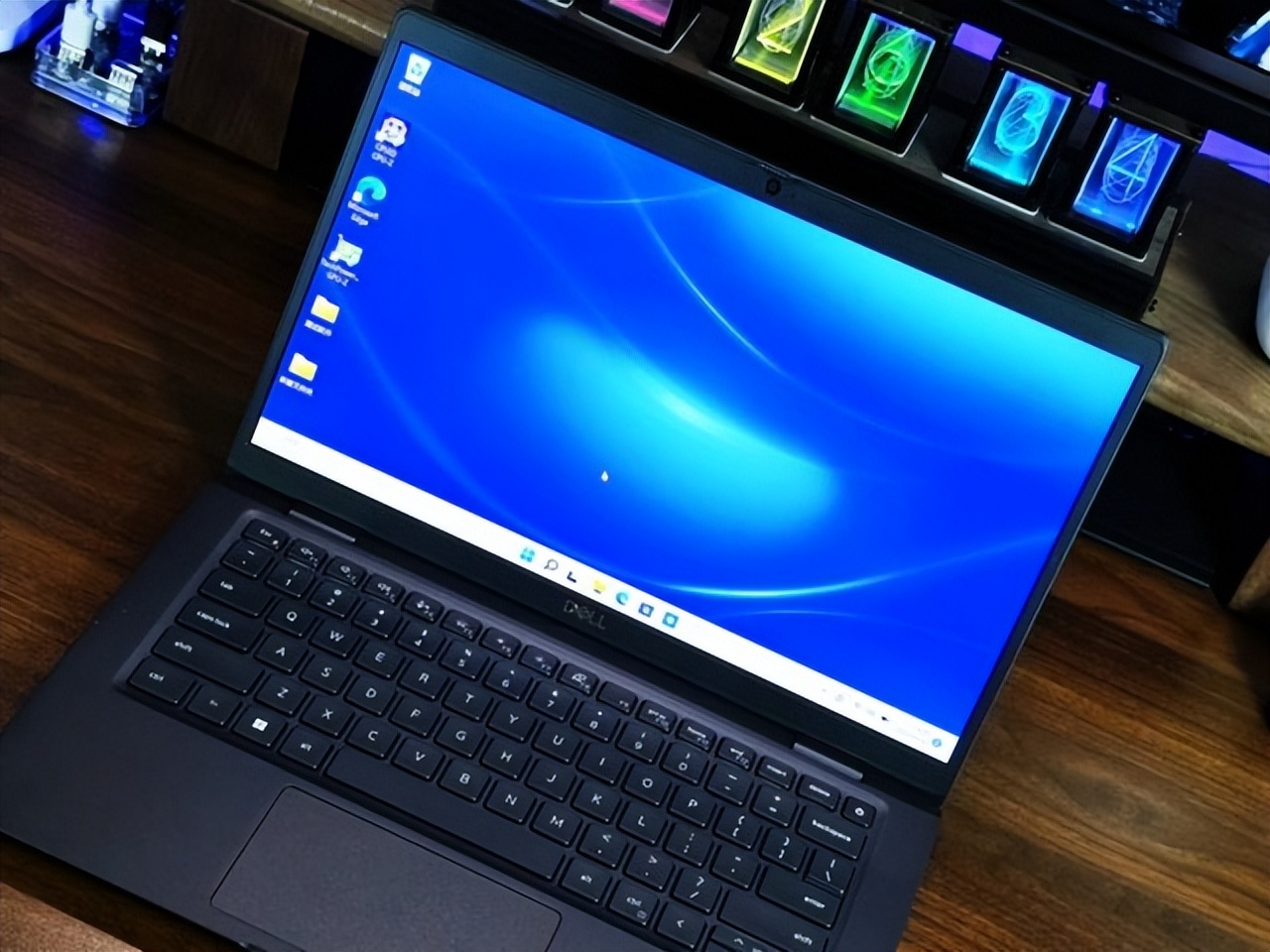 戴尔latitude7390,戴尔latitude7610评测
