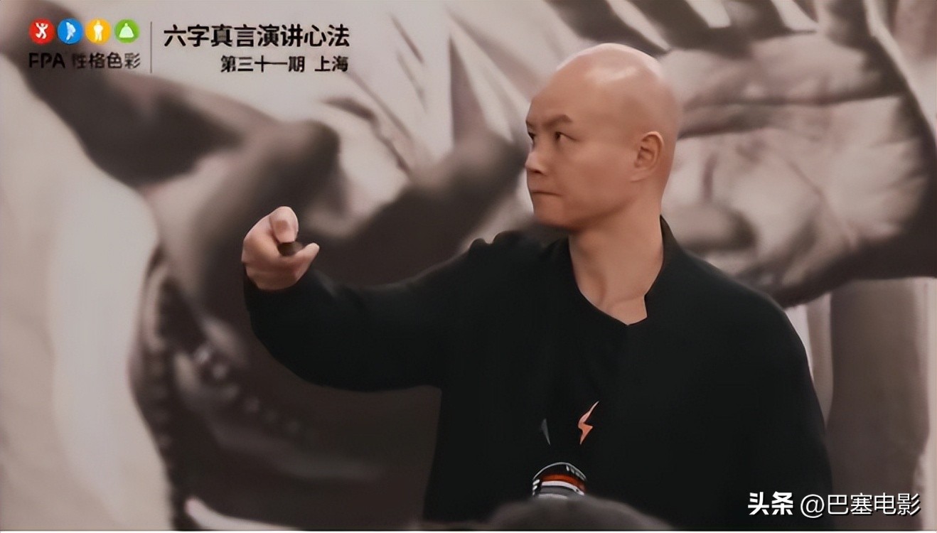 47岁乐嘉在美国被偶遇，高端水成箱买，细看资产，才知什么叫精明