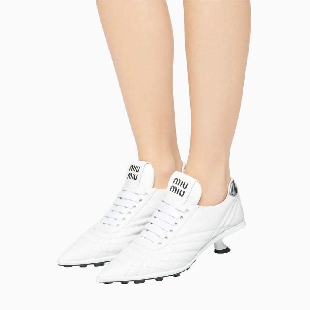 露后跟高跟运动鞋,不露脚高跟运动鞋