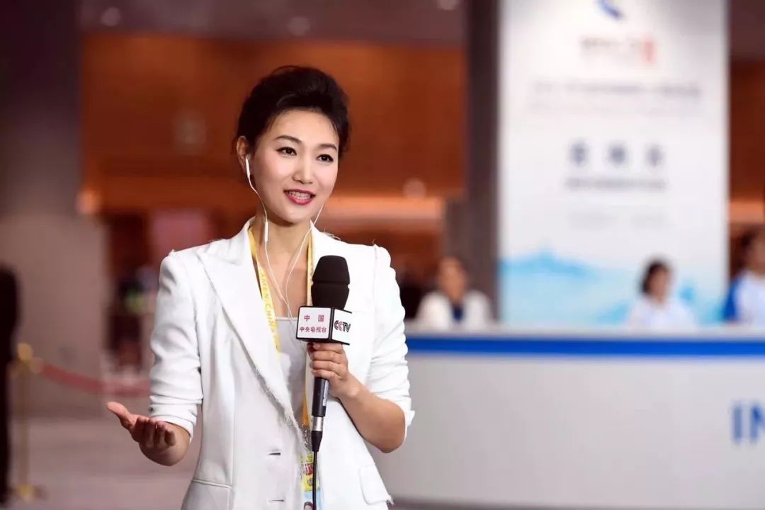 央视公认最漂亮的6位女主持人,至今未婚的央视女主持