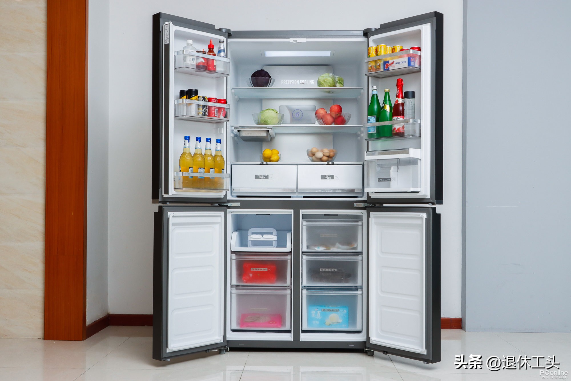 两个单开门冰箱和一个双开门冰箱,冰箱单开门和双开门利弊