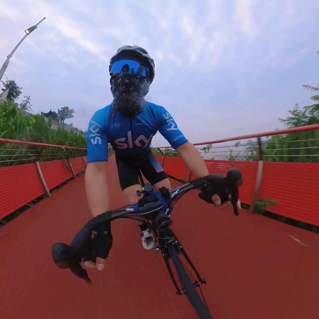 喜欢的东西就努力挣钱去买,喜欢的东西要自己努力挣钱去买