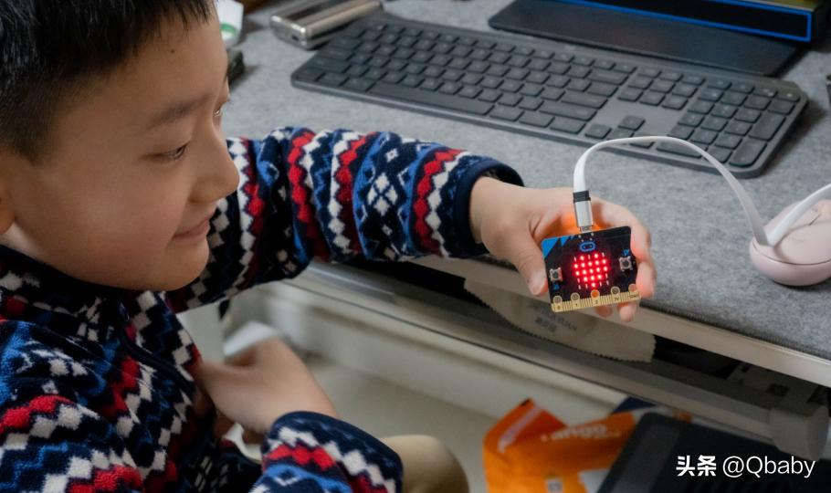 儿童创意编程和硬件编程,爱上数学免费课程