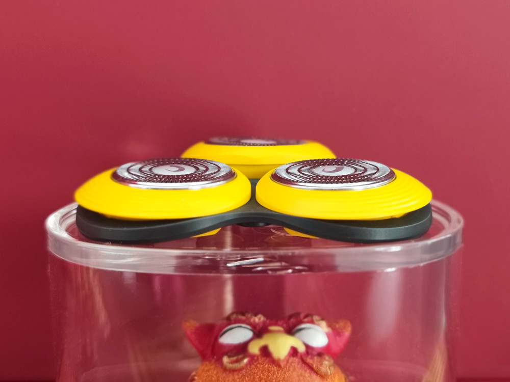 奔腾剃须刀pq9800测评,奔腾剃须刀pq9700好不好