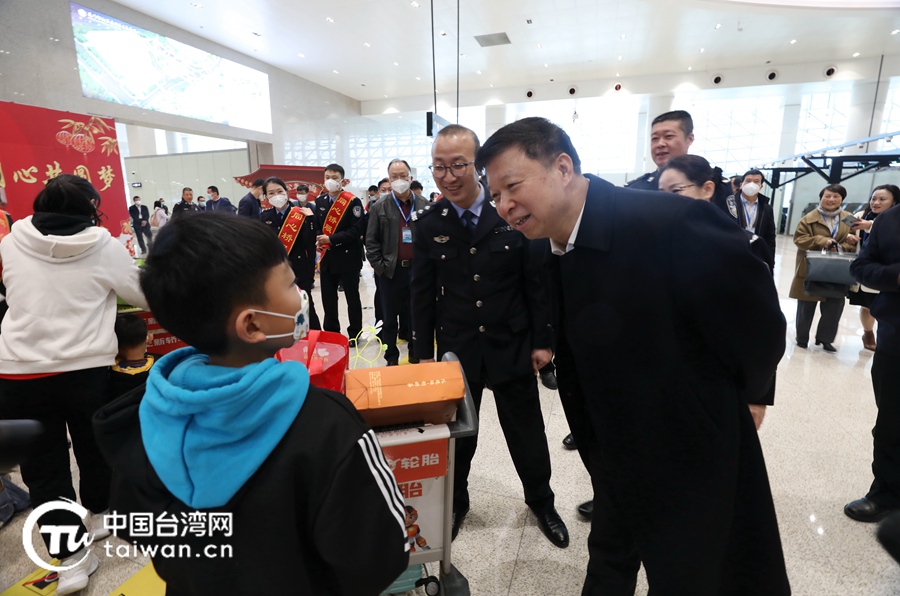 台胞完全可以安心来大陆学习、工作、创业、生活——宋涛主任在厦门与台胞共商全面恢复小三通和两岸交流