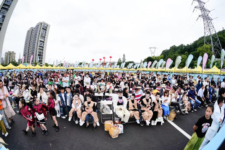 第十届长三角国际街舞挑战赛直播,东海云廊街舞