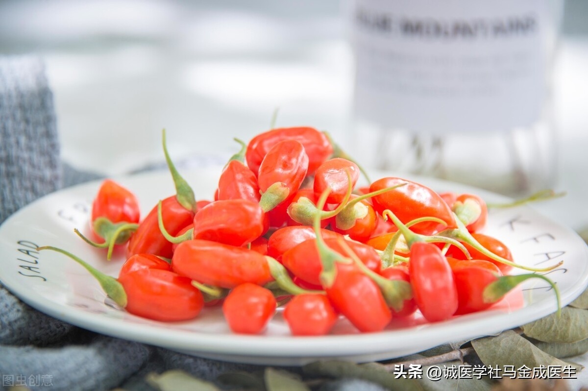 夏天喝什么茶补肝肾又不上火,张景明讲补肝肾又不上火方子