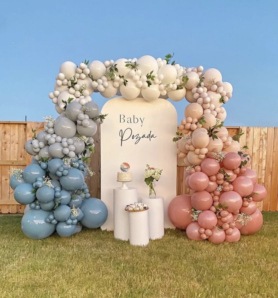 生日蛋糕流行装饰,生日蛋糕装饰多但不幼稚