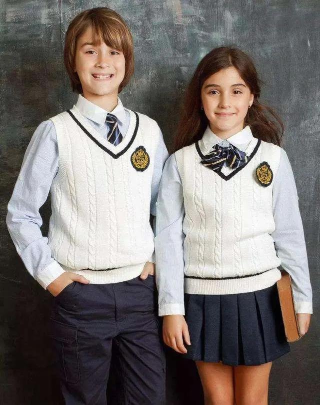 中国校服世界各国的校服,世界各国校服大比拼老挝校服