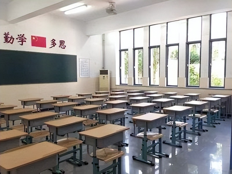 你是男子汉不许哭什么意思,男子汉教育对孩子真的很重要