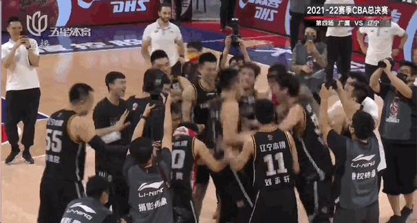 时隔36年再夺冠军,时隔四年edg夺冠比赛原声