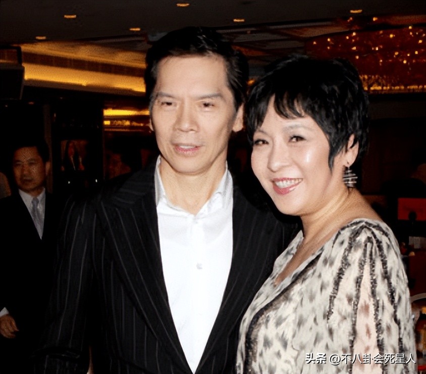 向太张兰对比,向太和张兰的对比