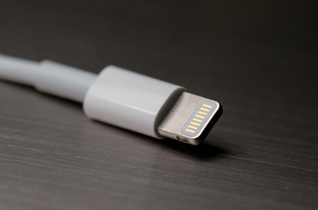 usb-c和lighting区别,apple20wusb-c评测