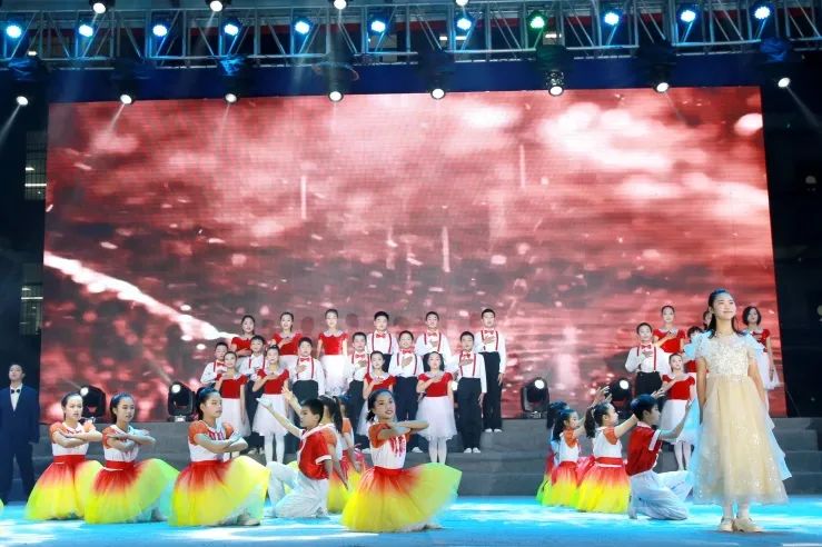 八斗扬帆，为梦起航