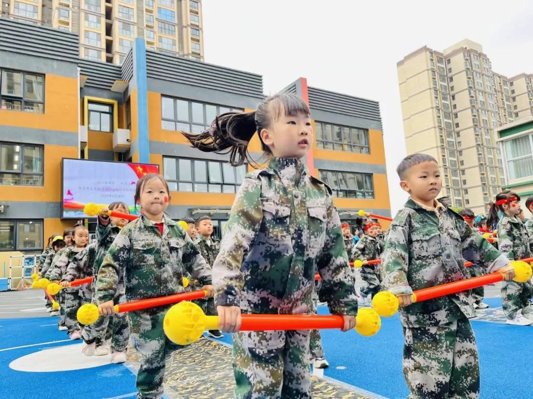 童心系国防共筑强军梦—郑东新区龙翔第四幼儿园春季亲子运动会