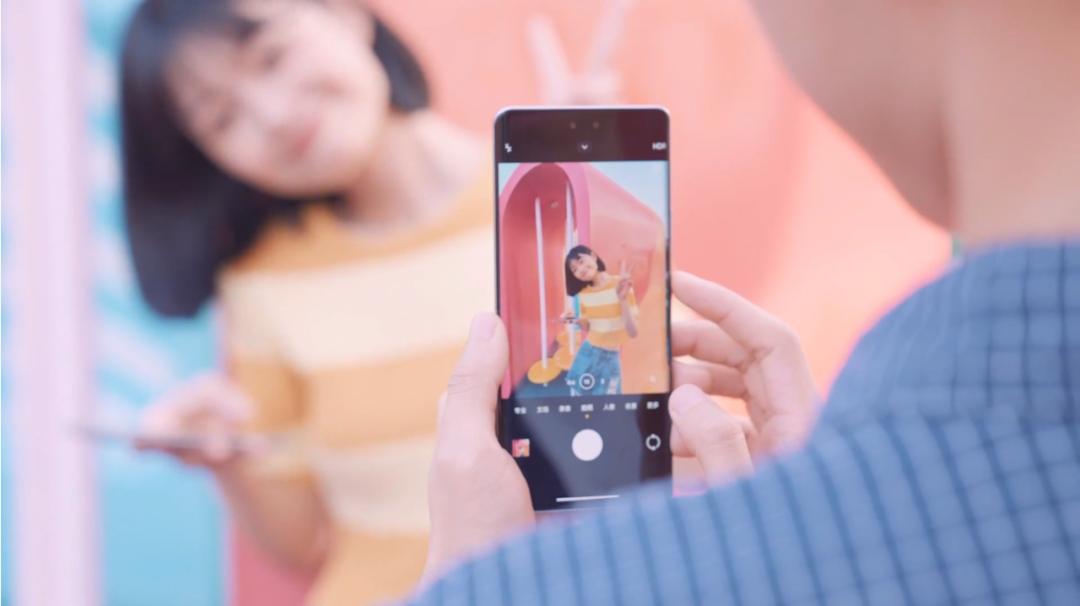 小米也能做出如此可爱的手机,小米手机越来越受欢迎了