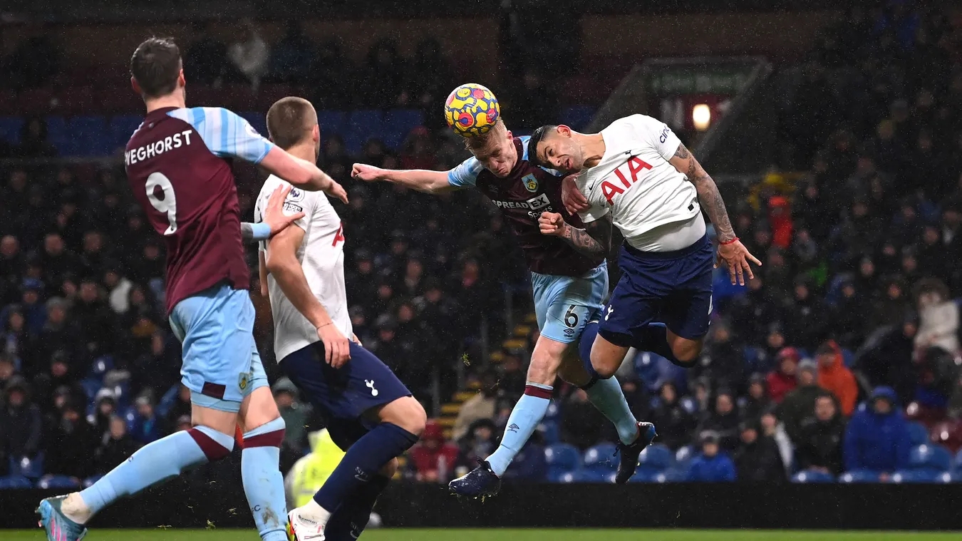 鑻辫秴鑵愯触妗堜欢,鑻辫秴鍒戜簨鐘姜