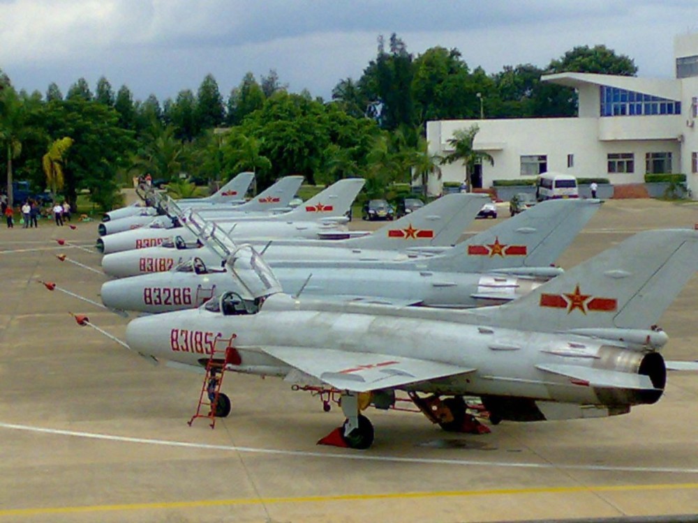 购买中国战机不想给钱?中方*债追**7次无果,这笔买卖到底是赔是赚