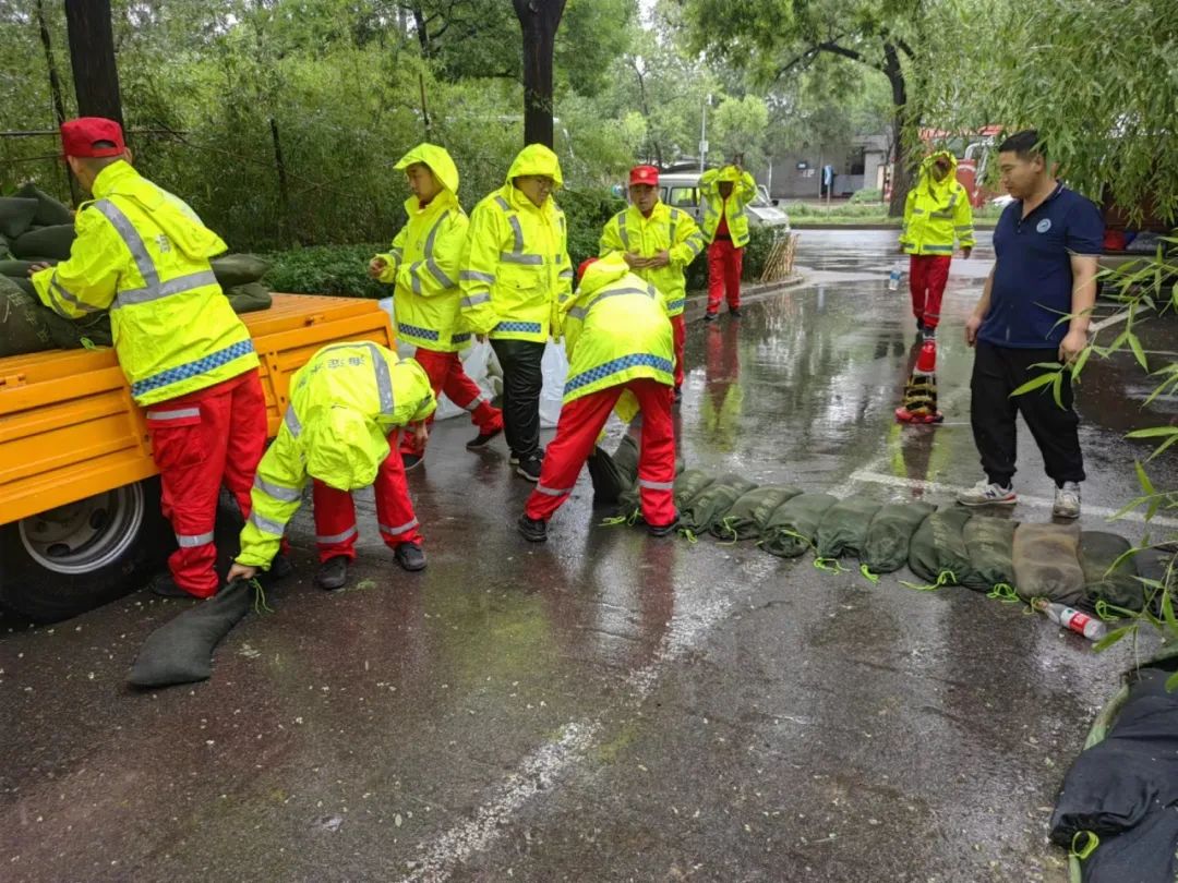 海淀暴雨视频大全集,海淀暴雨直播