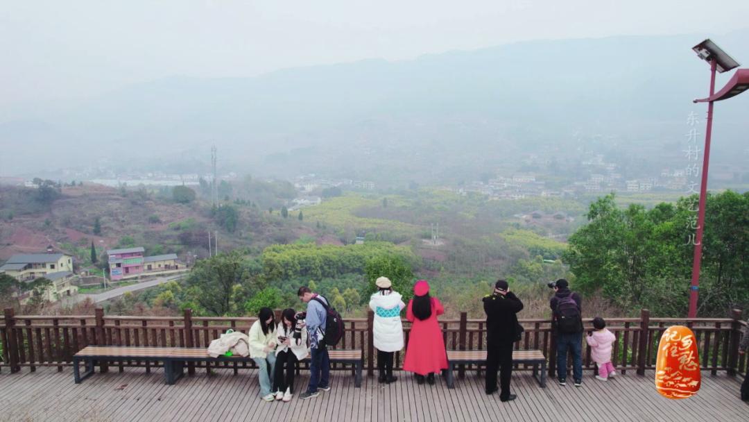 一人一艺，一户一品，来重庆东升村，体验一把文艺范儿生活！