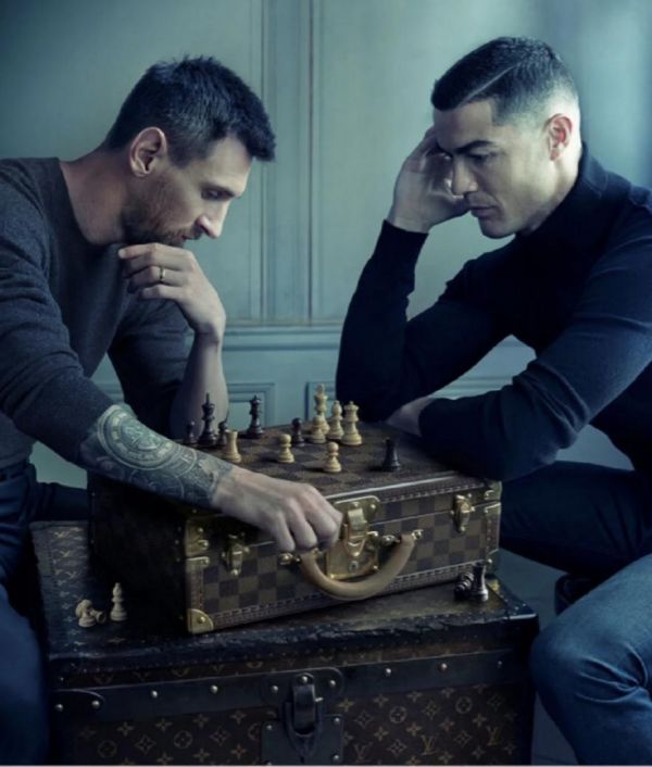 让经典成为永恒限量款世界杯足球包在红布林流转