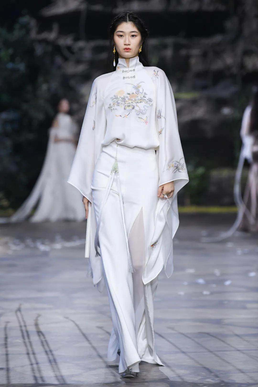 中国设计师惊艳外国人,十大设计师作品