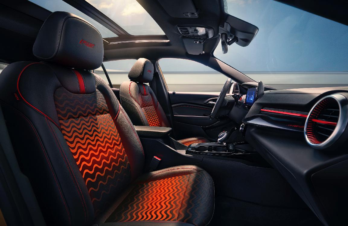 小黄蜂星迈罗油耗,suv版大黄蜂雪佛兰科迈罗正式上市